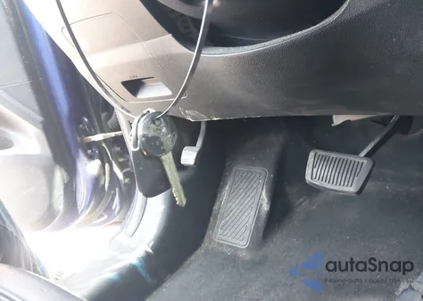 2011 Hyundai Tucson Gls from USA, damaged, VIN KM8JUCAC7BU297777